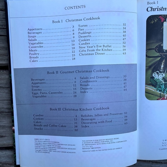 THE IDEALS VINTAGE CHRISTMAS COOKBOOK TREASURY (3 in 1) HARDCOVER 1980 - Picture 2 of 11